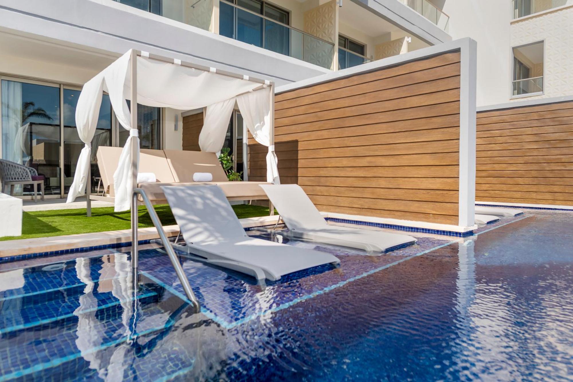 STAR Class Junior Suite Swim Out,1284697423:JPEG