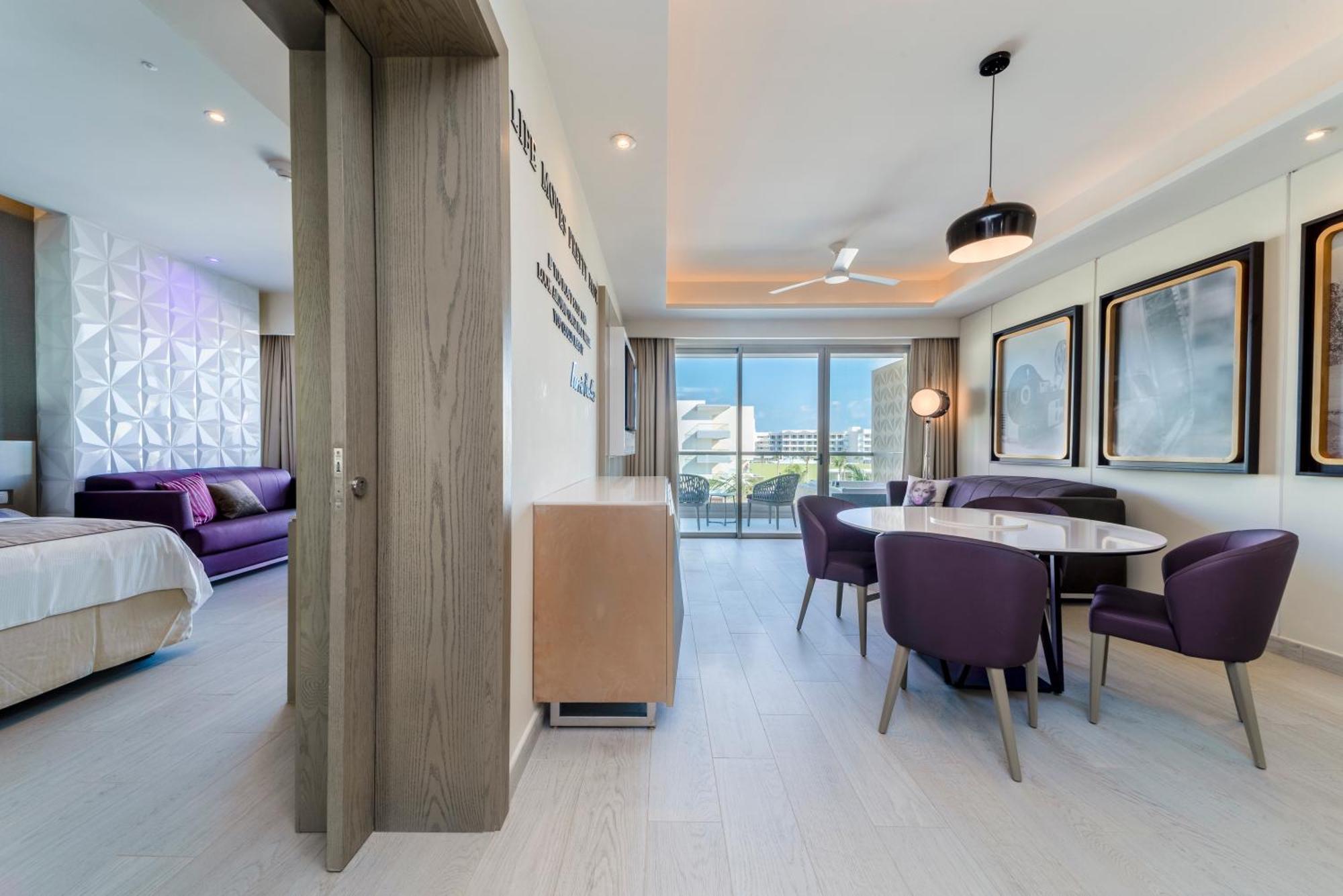 Directors Suite One Bedroom