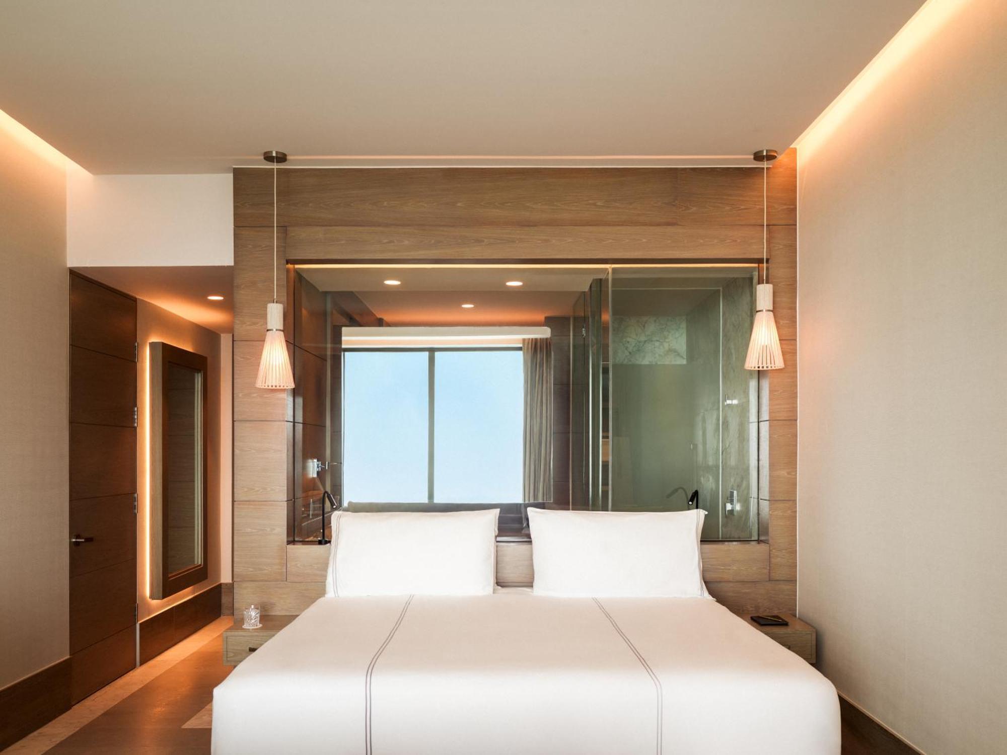 Delight King Room