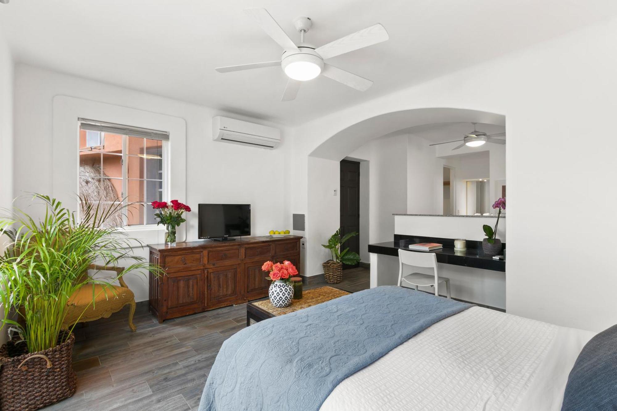 Studio Suite Street View