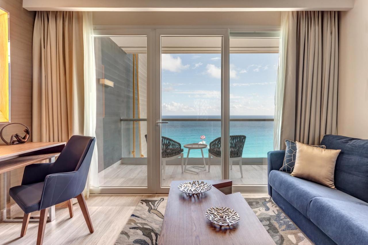Luxury Chairman's Four Bedroom Suite Ocean Front Diamond Club,990789175:JPEG